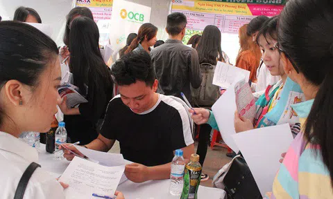 TP.HCM: Nhiều công ty BĐS tham gia tìm kiếm nhân sự tại ngày hội việc làm