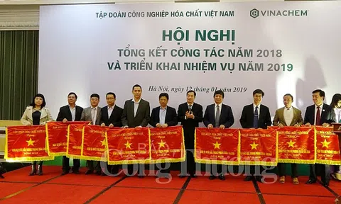 Vinachem bị phong tỏa hàng triệu cổ phiếu BFC, LIX, HVT do đối tác kiện
