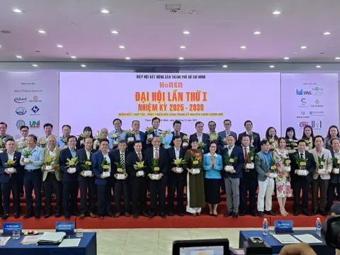 Ông Lê Hoàn Châu tiếp tục là Chủ tịch Hiệp hội Bất động sản TP. HCM sau sáp nhập