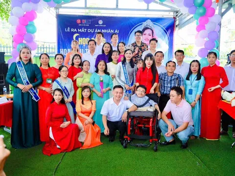 Nghệ nhân Quốc gia Nguyễn Đình Phúc: Tôi tin rằng Hoa hậu Trăng khuyết là nơi tạo ra hệ sinh thái thiện nguyện cho những cô gái sau đăng quang