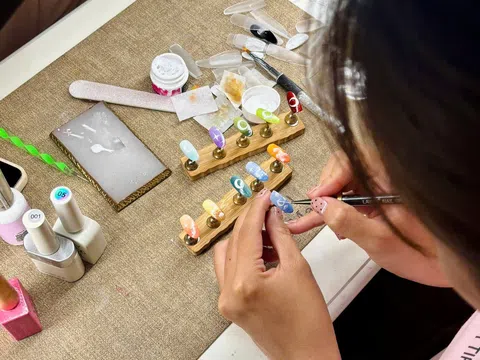 Lé Charme Academy: Địa chỉ “vàng” đào tạo nghề nail với mô hình 1 kèm 1
