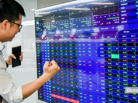 Chuyên gia điểm danh 3 nhóm ngành dẫn sóng chứng khoán cuối năm