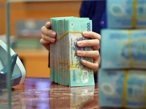 Thủ tướng chỉ đạo tiếp tục giảm mặt bằng lãi suất cho vay