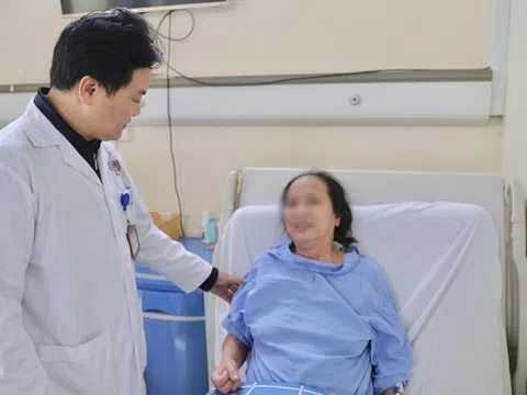 Nữ bệnh nhân u tuỷ cổ cao thoát khỏi nguy cơ liệt vận động