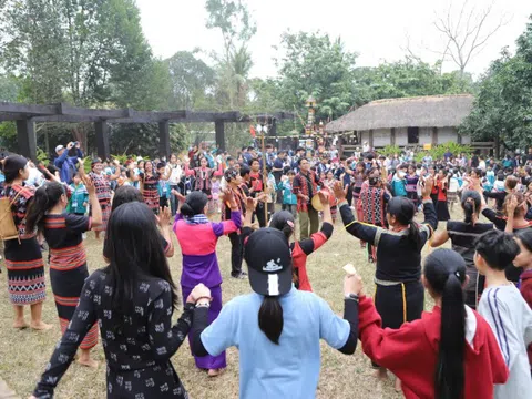 ‘Địa chỉ đỏ’ khám phá trọn vẹn bản sắc các dân tộc