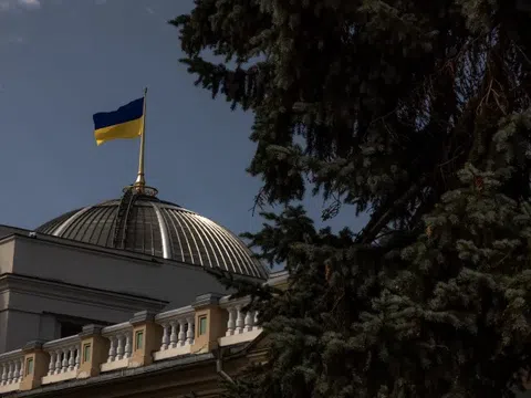 Ukraine nêu điều kiện để kết thúc thiết quân luật