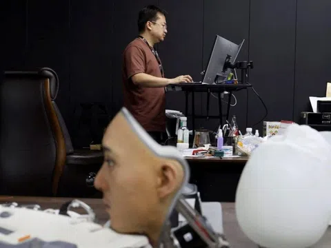 Thế giới 'bán' giấc mộng robot hình người: Sản xuất bất chấp dù 7 năm mới hoàn vốn, có công ty nhắm làm 12.000 mẫu/năm