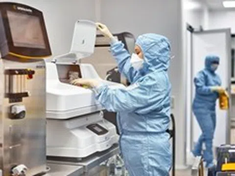 Việt Nam và Nga ký kết thỏa thuận chiến lược về chuyển giao công nghệ vaccine mRNA điều trị ung thư