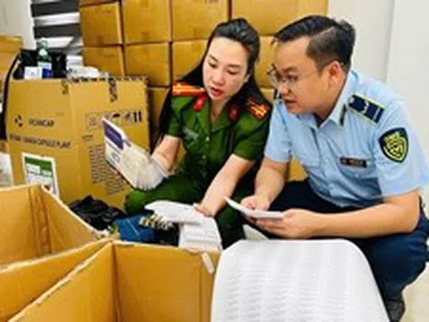 Công an Hà Nội phá chuyên án hơn 100 tấn thực phẩm chức năng, thiết bị y tế giả