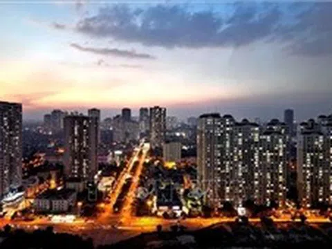 Mặt bằng giá bất động sản vẫn neo cao