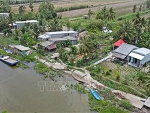 Giao thông vùng ngọt hóa Cà Mau còn nhiều ngổn ngang sau đại hạn