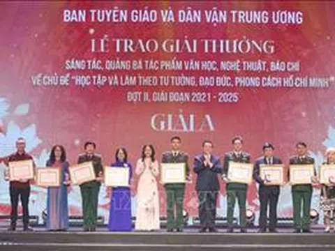 Trao giải sáng tác về 'Học tập và làm theo tư tưởng, đạo đức, phong cách Hồ Chí Minh'