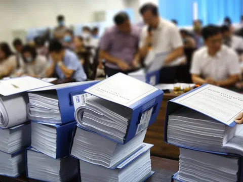 Luật Đấu thầu và yêu cầu sửa đổi khẩn cấp