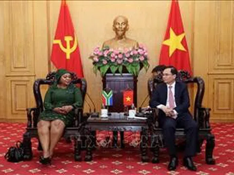 Tăng cường hợp tác đào tạo cán bộ lãnh đạo quản lý giữa Việt Nam và Nam Phi