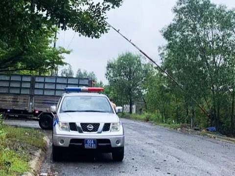 Công an vào cuộc vụ nhóm người lập barie, chặn xe thu phí tại Đồng Nai