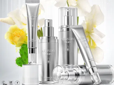 Amway Việt Nam ra mắt Bộ giải pháp làm mờ đốm nâu lão hóa Artistry Labs Illuminating System