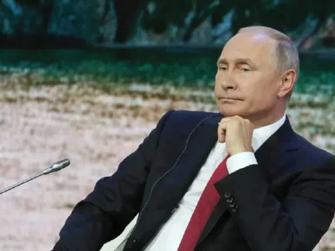 Để chấm dứt xung đột Ukraine, ông Putin muốn cam kết “bằng văn bản” từ NATO