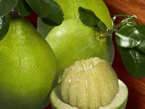 4 điều cần ghi nhớ khi ăn bưởi