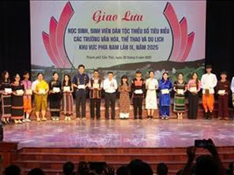 Học sinh, sinh viên dân tộc thiểu số tự tin lan tỏa văn hóa, kết nối tri thức