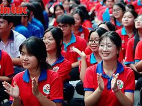 TP Hồ Chí Minh: Khai mạc hè và ra quân chiến dịch 'Hoa phượng đỏ'