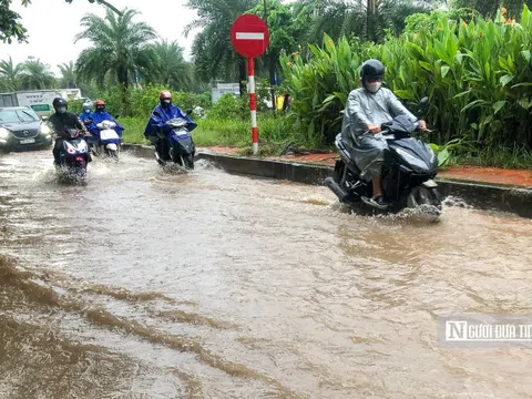Thủ tướng yêu cầu chủ động ứng phó với mưa lớn, sạt lở, lũ quét