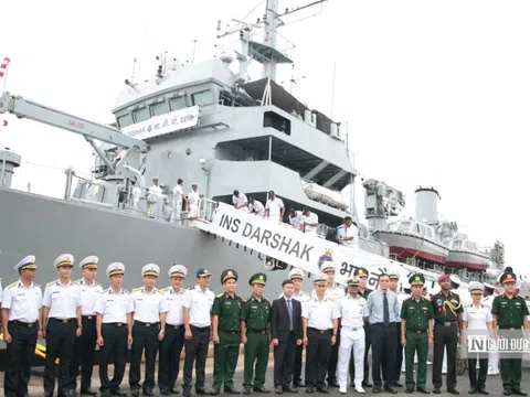 Tàu hải quân Ấn Độ INS Darshak thăm hữu nghị Tp.HCM, thúc đẩy hợp tác biển Việt Nam - Ấn Độ