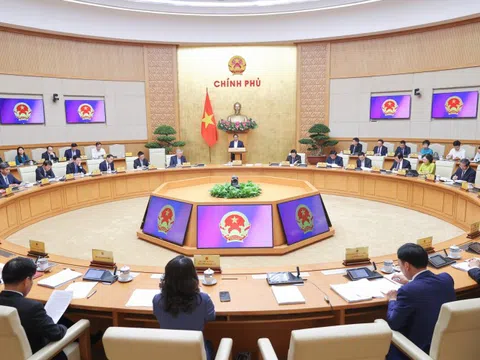 Thủ tướng Phạm Minh Chính chủ trì Phiên họp Chính phủ thường kỳ tháng 5/2025