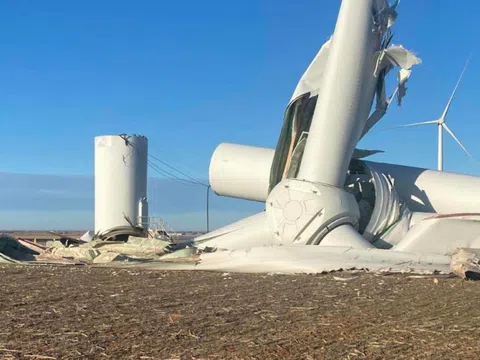 Sự cố bí ẩn “hạ gục” turbine tại trang trại điện gió 355MW