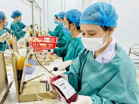 Nguồn dự trữ máu khan hiếm, nhiều bệnh nhân mỏi mòn chờ đợi