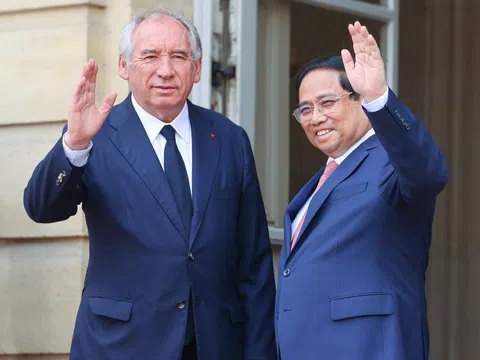 Thủ tướng Phạm Minh Chính hội đàm với Thủ tướng Pháp