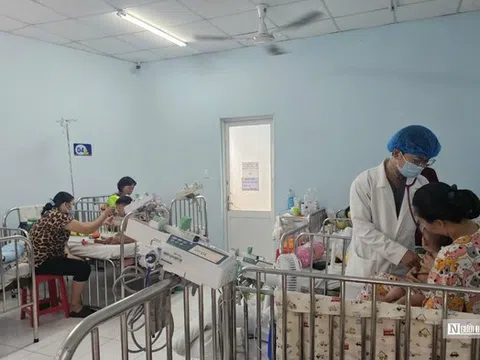 Sốt xuất huyết và sởi diễn biến phức tạp, bác sĩ khuyến cáo người dân không chủ quan