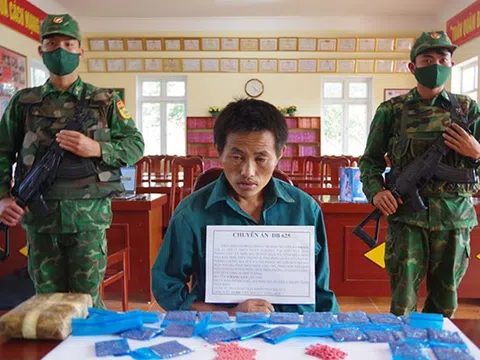 Điện Biên: Bắt giữ đối tượng mua bán 12.000 viên ma túy tại lán nương
