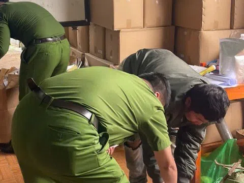 Phát hiện 1.666kg bánh kẹo, trái cây sấy không rõ nguồn gốc tại Lâm Đồng