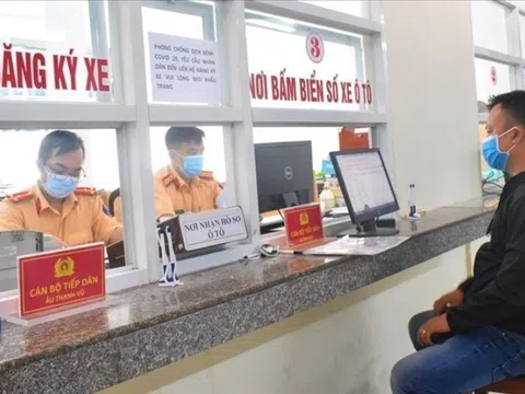 Sáp nhập tỉnh thành, người dân có phải đổi đăng ký xe, biển số xe?