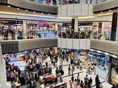 TP Hồ Chí Minh: Thị trường bán lẻ bắt đầu sôi động, văn phòng đón sóng cao cấp