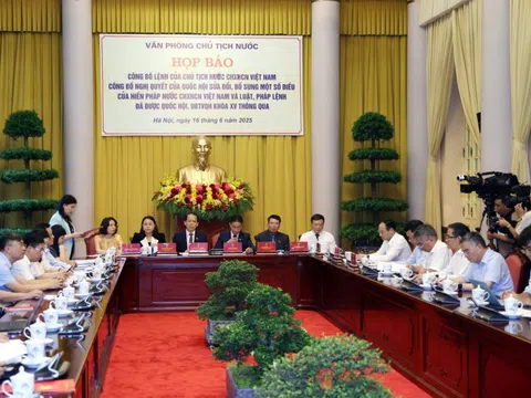 Công bố Lệnh của Chủ tịch nước về Nghị quyết sửa đổi, bổ sung một số điều của Hiến pháp