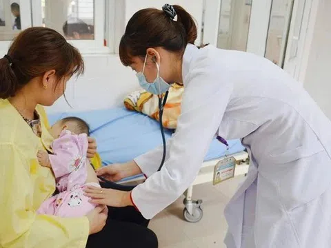 Số ngày cha mẹ được nghỉ chăm sóc con ốm theo quy định mới nhất, người lao động cần biết