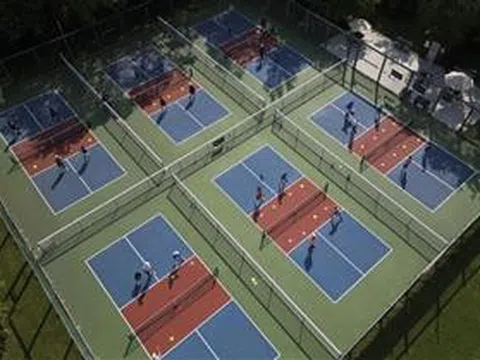 Cảnh báo mất an toàn tại các sân Pickleball xây dựng tự phát