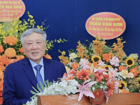 Phó Thủ tướng Thường trực Chính phủ thăm, chúc mừng Cổng TTĐT Chính phủ nhân kỷ niệm 100 năm Báo chí Cách mạng Việt Nam