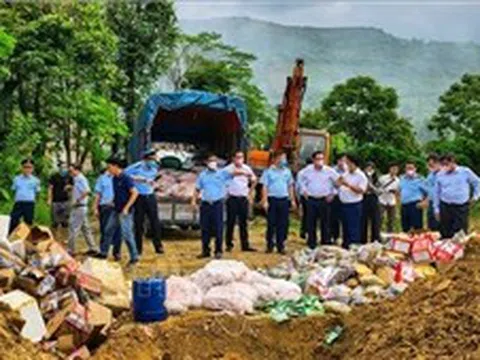 Cao điểm chống buôn lậu: Cần cơ chế loại bỏ đánh giá giả mạo trên thương mại điện tử