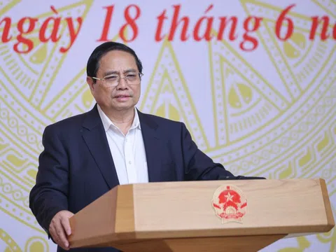 Thủ tướng: Tạo thuận lợi nhất cho mỗi thí sinh, tổ chức kỳ thi THPT thực sự là 'ngày hội'