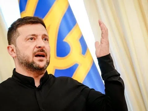 Ông Zelensky rời hội nghị G7 với cam kết tài trợ mới, nhưng vẫn thiếu một điều