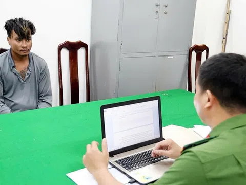 Tạm giữ kẻ chém hàng xóm tử vong vì đâm trúng chó chạy ra đường