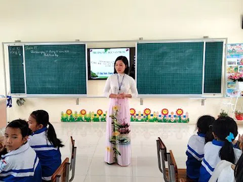 Có chi trả phụ cấp riêng cho giờ sinh hoạt lớp?