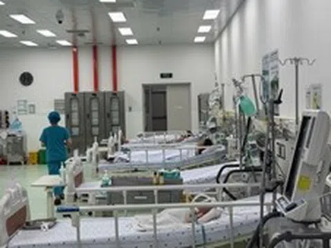 TP Hồ Chí Minh: Trẻ bị sốc sốt xuất huyết nặng gia tăng