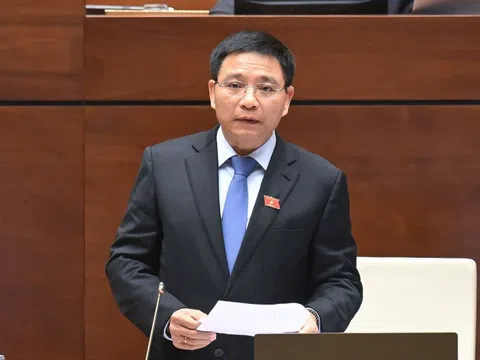 Chất vấn Bộ trưởng về thuế khoán, đại biểu nói "không ngại nộp thuế, chỉ ngại cách tính"