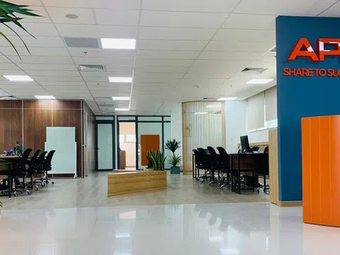 Chủ tịch Nguyễn Hồ Hưng thoái gần hết vốn tại Chứng khoán APG