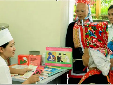 Thẩm quyền của chính quyền địa phương 2 cấp lĩnh vực dân số