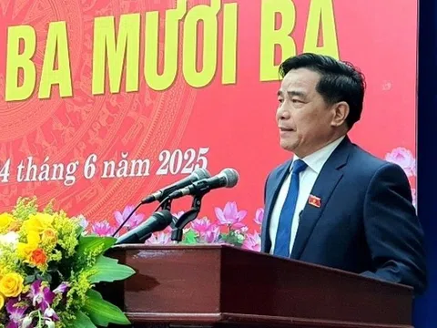 Chủ tịch UBND tỉnh Quảng Nam Lê Văn Dũng nghỉ hưu trước tuổi