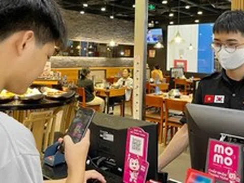 Từ ngày 1/7, ví điện tử là phương tiện thanh toán tương tự tài khoản và tiền mặt